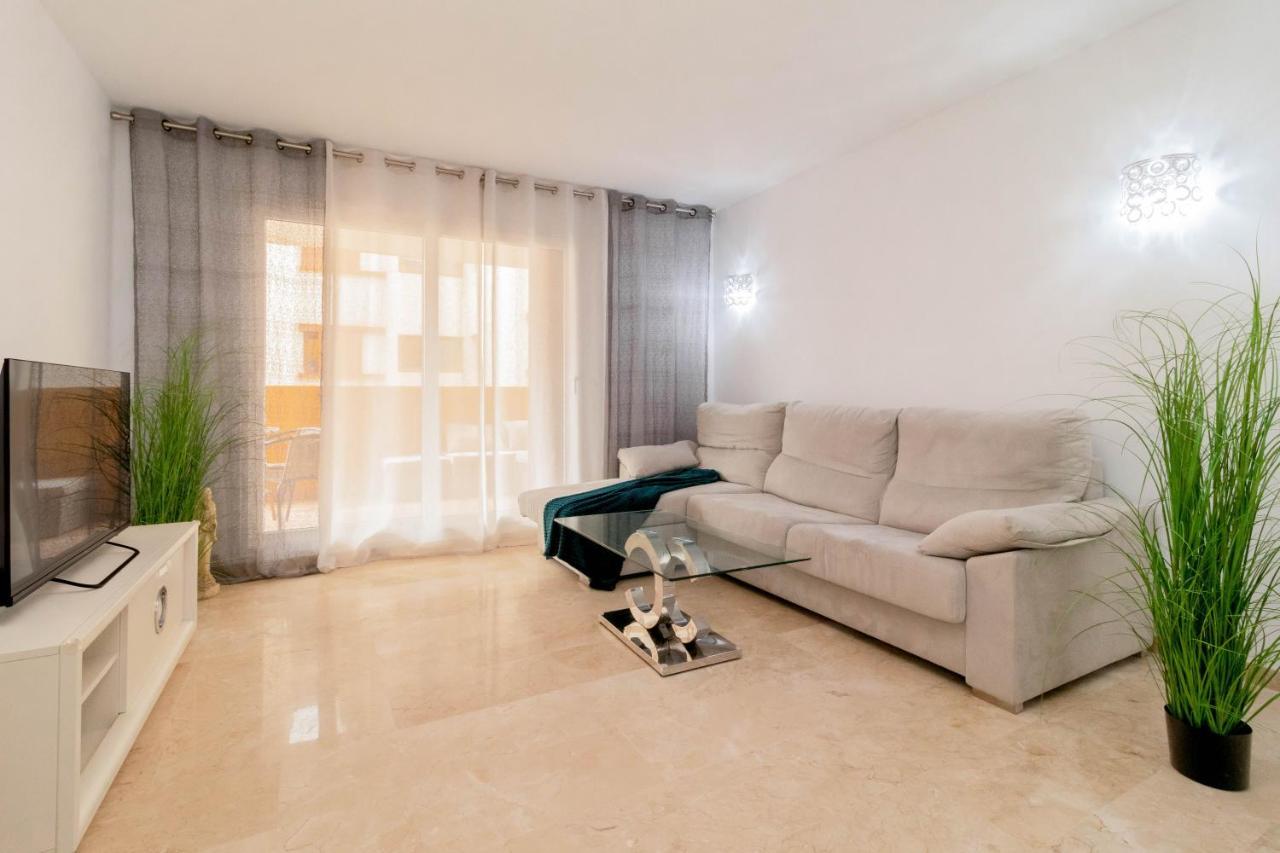 La Recoleta Apartment Торевиеха Екстериор снимка