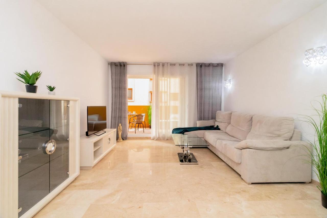 La Recoleta Apartment Торевиеха Екстериор снимка