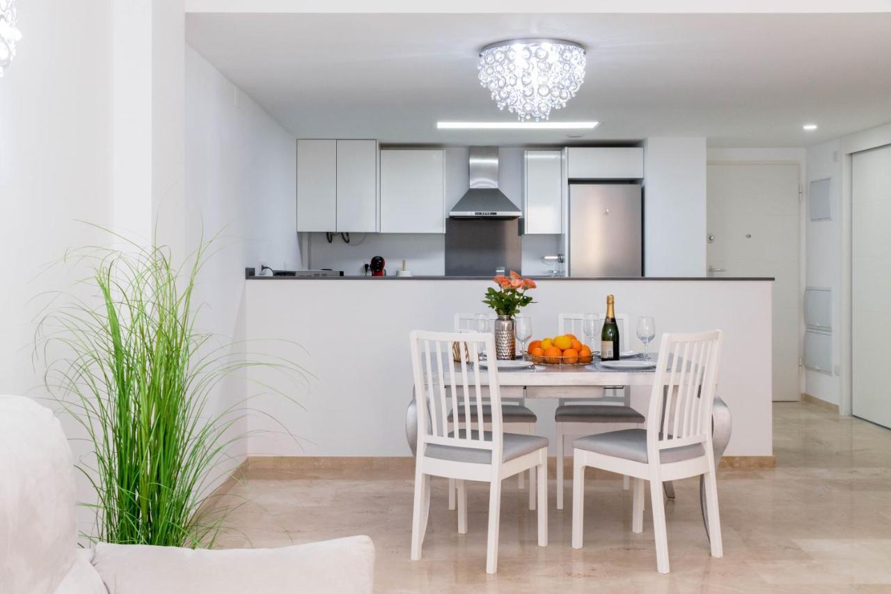 La Recoleta Apartment Торевиеха Екстериор снимка