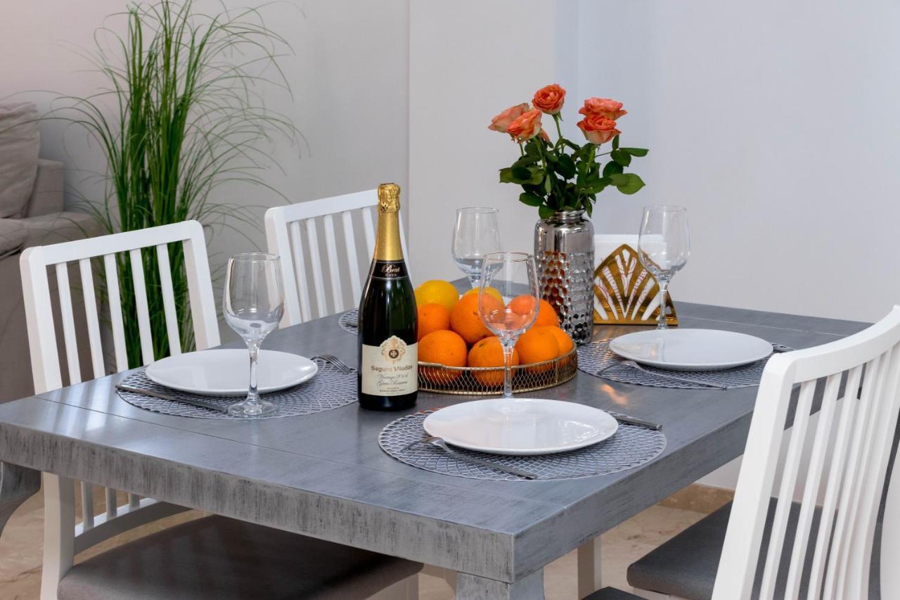 La Recoleta Apartment Торевиеха Екстериор снимка