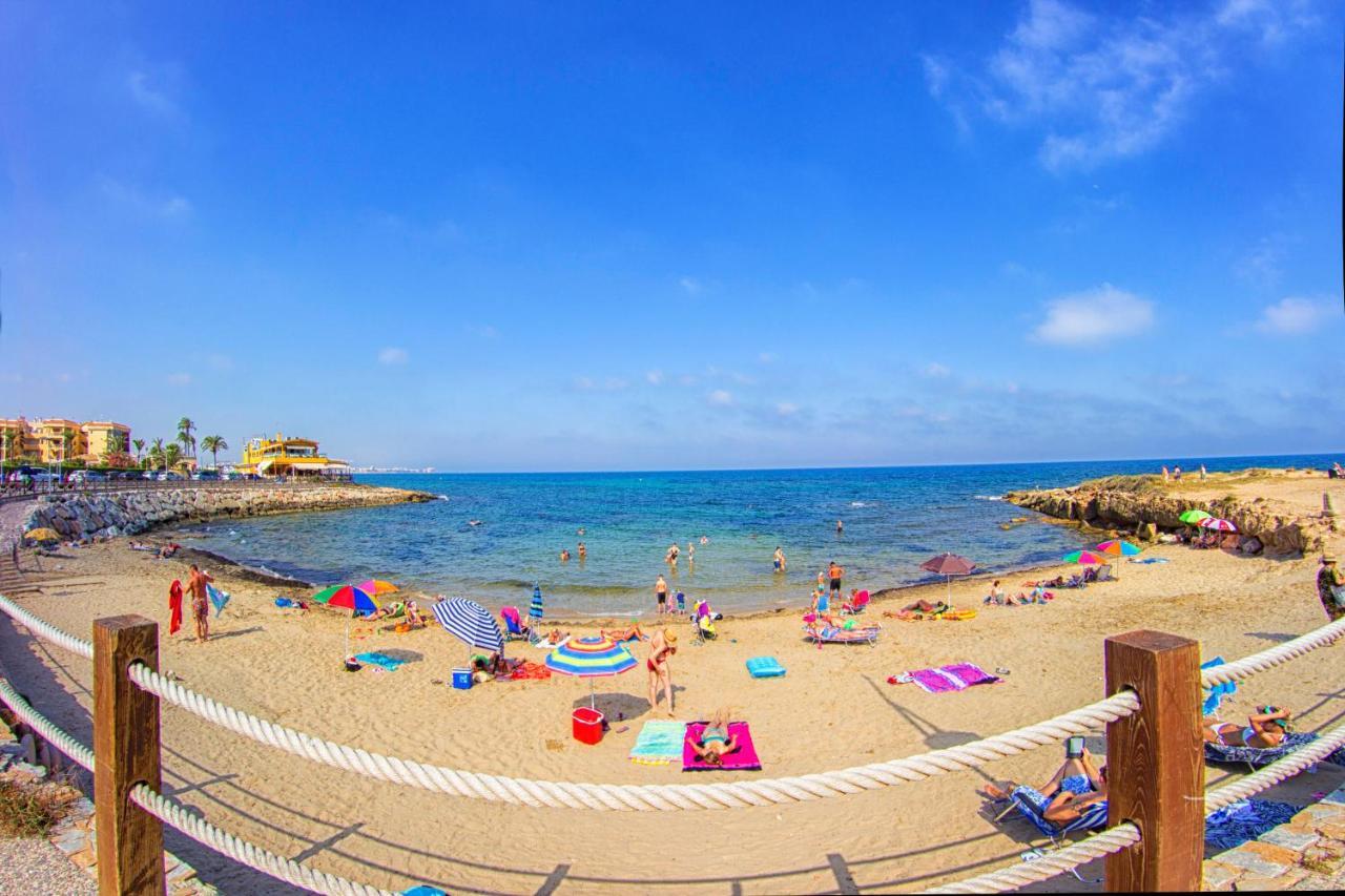 La Recoleta Apartment Торевиеха Екстериор снимка