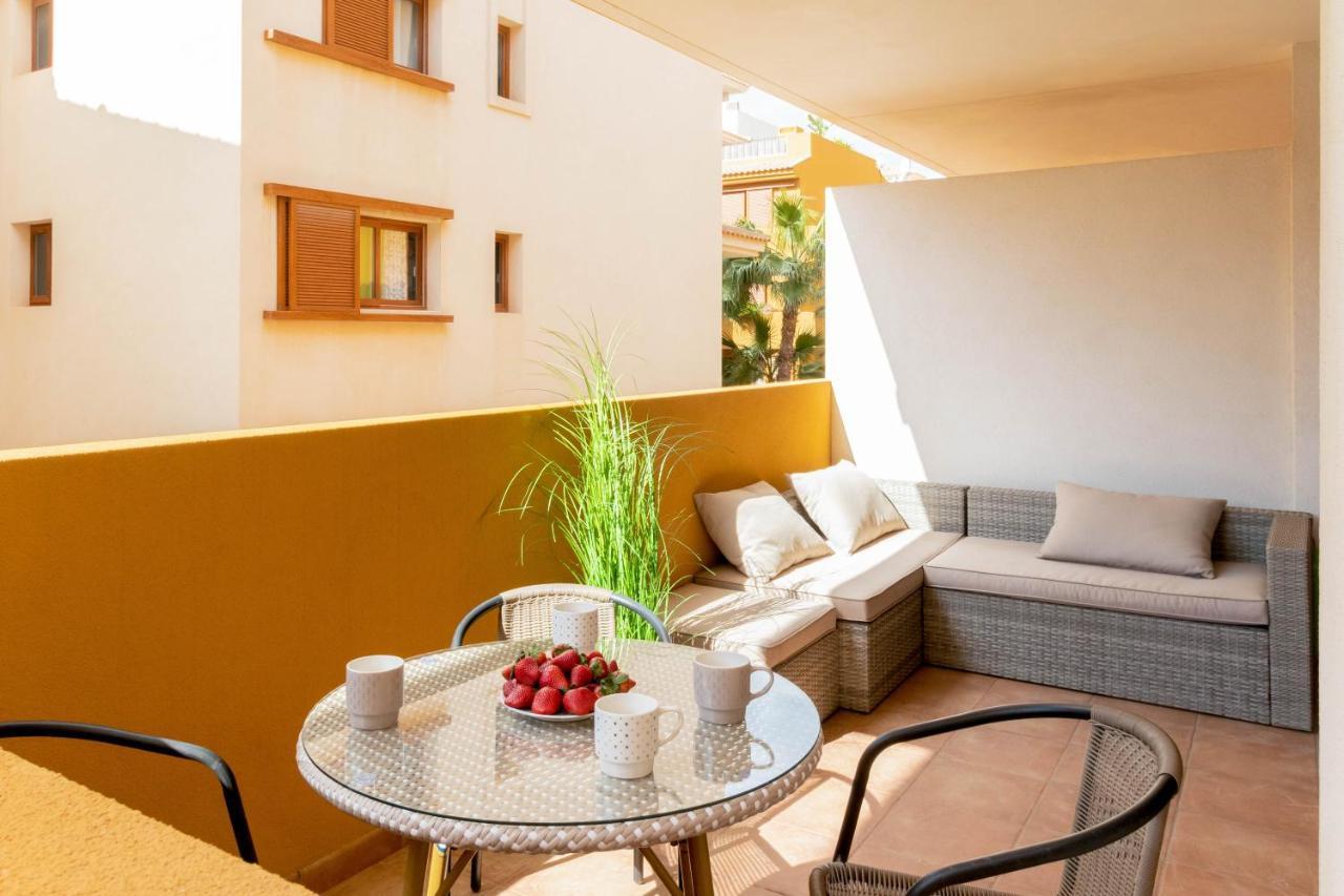La Recoleta Apartment Торевиеха Екстериор снимка