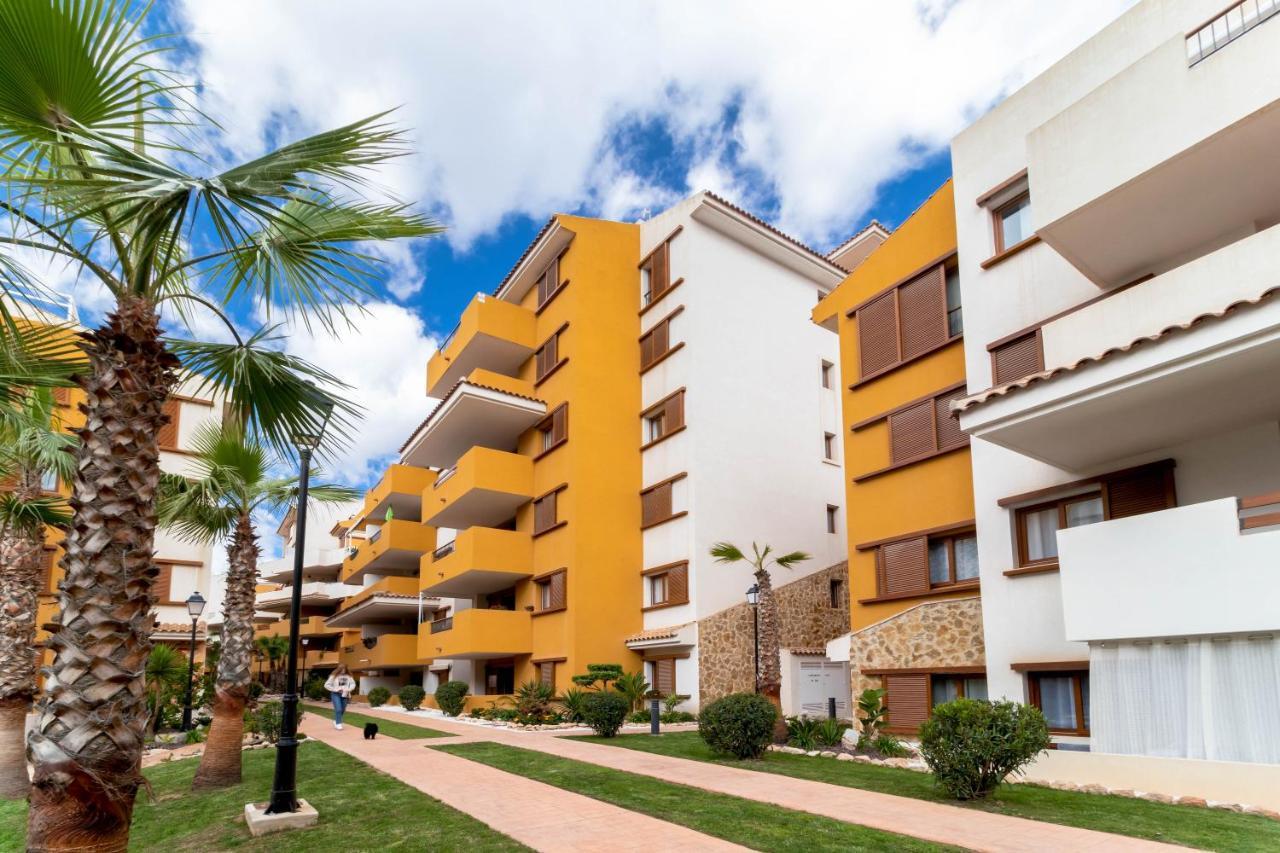 La Recoleta Apartment Торевиеха Екстериор снимка