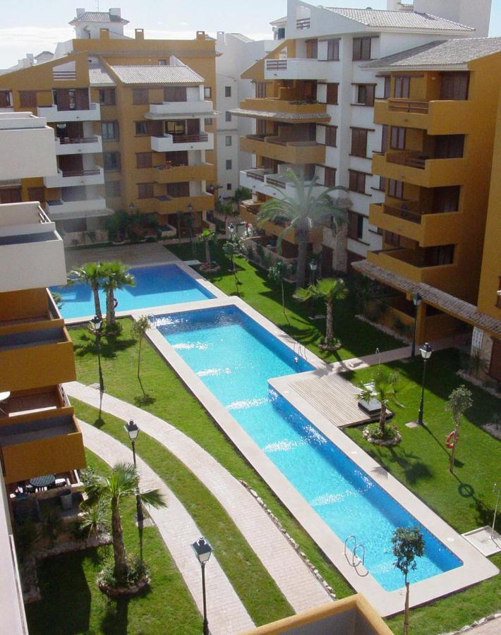 La Recoleta Apartment Торевиеха Екстериор снимка