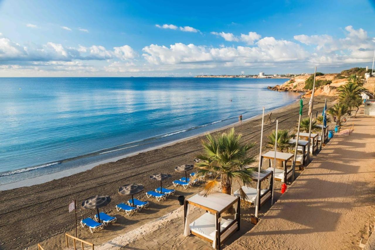 La Recoleta Apartment Торевиеха Екстериор снимка
